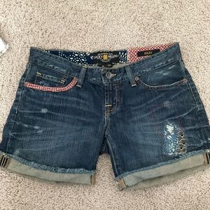 Lucky Brand Riley shorts with cute details